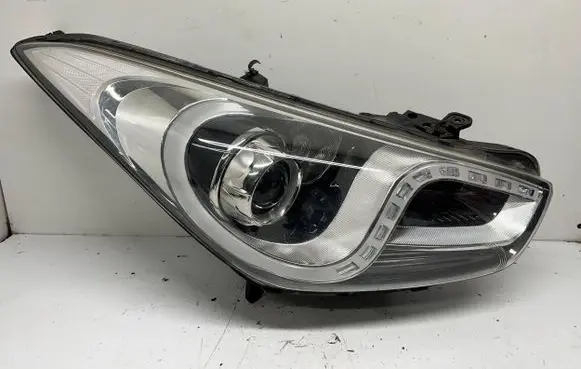 Hyundai i40 Headlight/headlamp