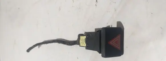Audi A4 S4 B7 8E 8H Hazard light switch 8E0941509