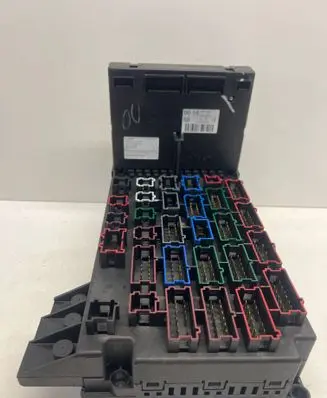Mercedes-Benz ML W163 Fuse module 1635450016 05371058