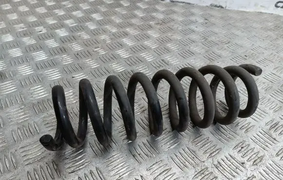 BMW 1 E81 E87 Rear coil spring
