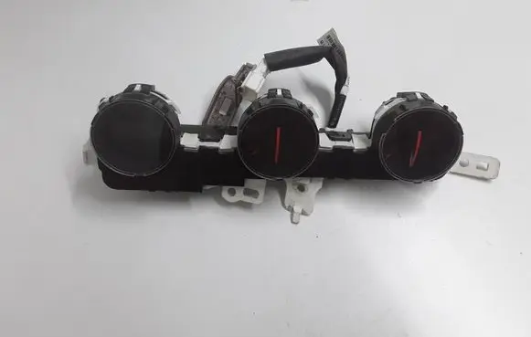 Nissan 370Z Speedometer (instrument cluster) 1001200037