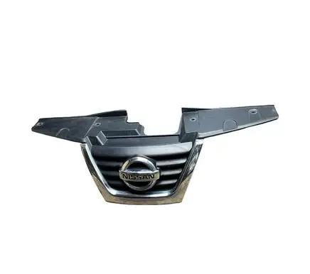 Nissan Juke I F15 Front grill 620701KA6A 620701KA0A