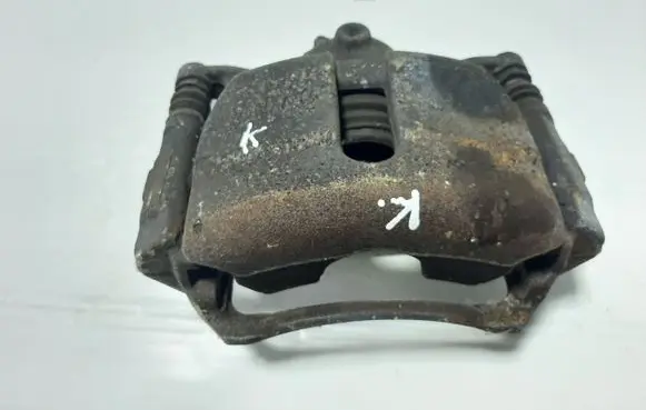 Skoda Octavia Mk3 (5E) Front brake caliper