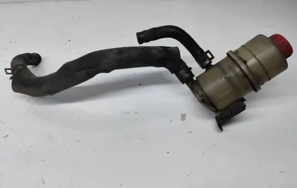 Brake fluid reservoir