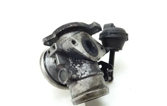 Skoda Octavia Mk1 (1U) EGR valve 038129637