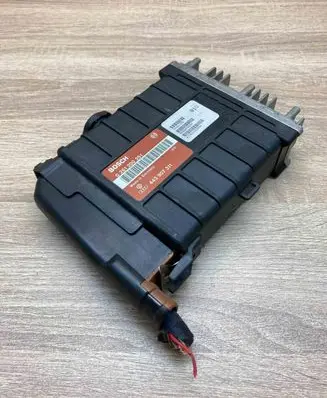 Audi 80 90 B3 Engine control unit/module ECU 443907311 0261200251 WithPlug