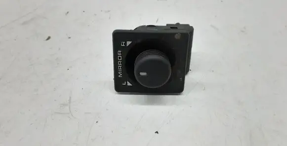 Land Rover Freelander Wing mirror switch AMR2498