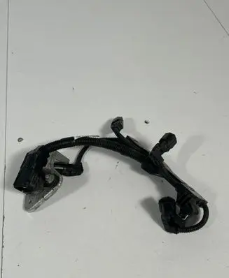 Toyota RAV 4 (XA50) Fuel injector wires 8212633