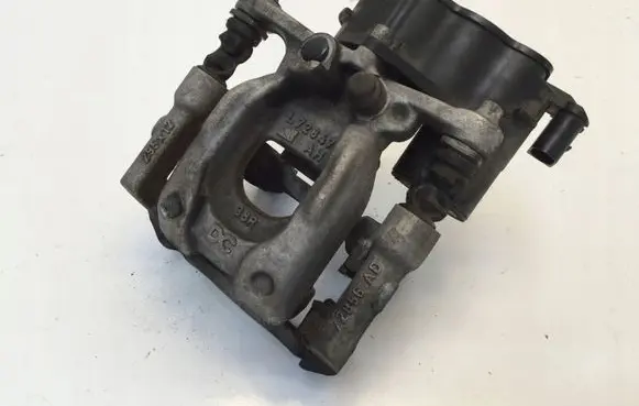 Mercedes-Benz GLA H247 Rear brake caliper A2474230498