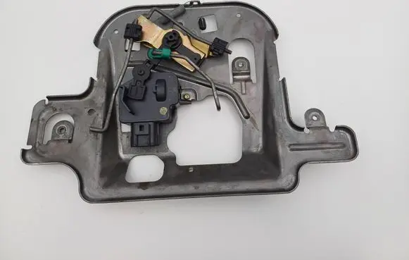 Chrysler PT Cruiser Tailgate boot lock/latch motor 525ACA