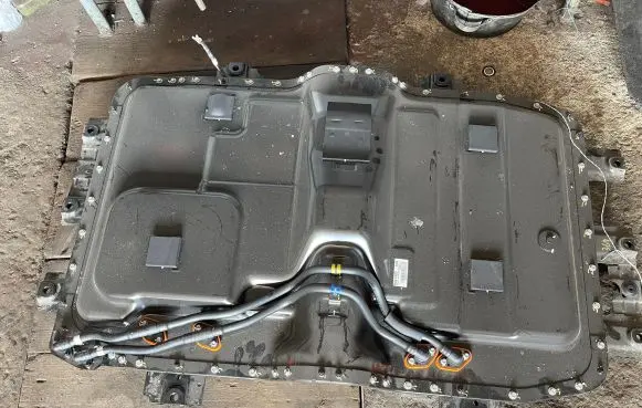 Hyundai Santa Fe Hybrid / electric car battery 37501CL500