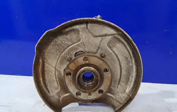 Volvo XC60 Rear wheel hub 32246175 32395005