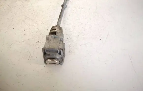 Citroen C5 Front door lock (next to the handle) 59395J01