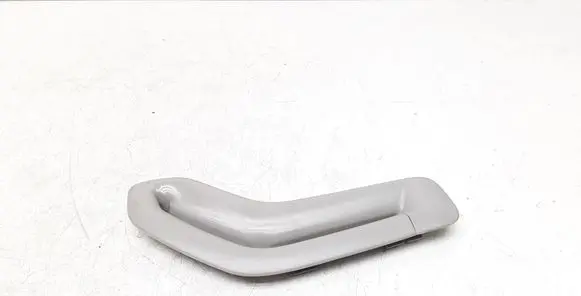 Volvo XC90 Seat belt trim 