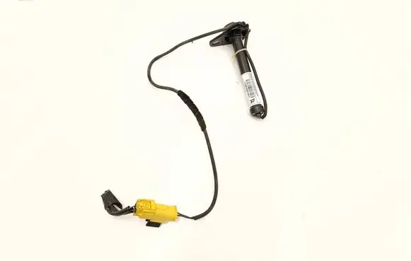 Mercedes-Benz A W176 Bonnet Pedestrian Airbag Actuator A1179061000 11790610001