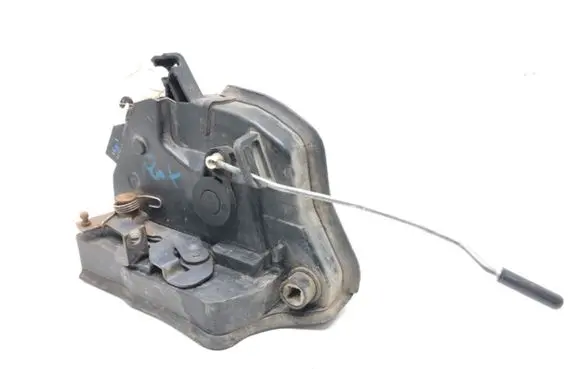 BMW X5 E53 Front door lock 8402537