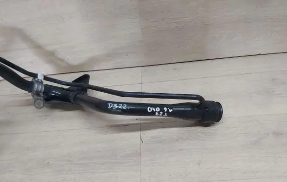Toyota Avensis T270 Fuel tank filler neck pipe T27WLEWPALIWAD4D