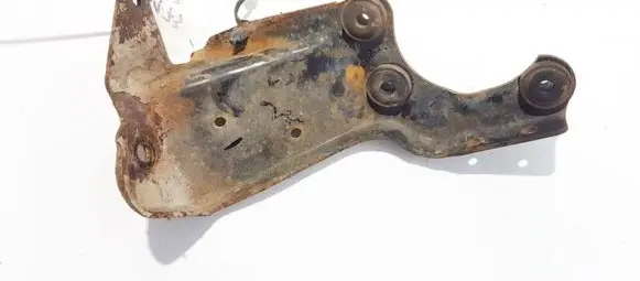 Chrysler Voyager Engine mounting bracket 3261a