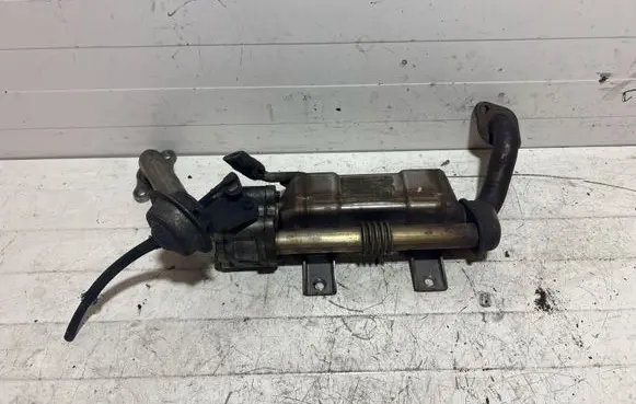 Toyota Corolla Verso AR10 EGR valve cooler 256800R02000 13063860001 07523