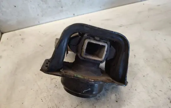 Peugeot 307 Engine mount bracket 9636583980