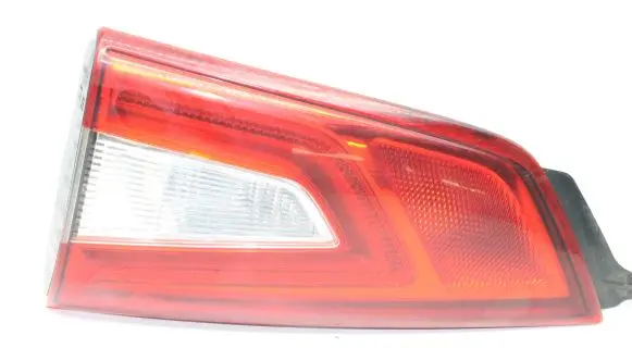 Nissan Qashqai Tailgate rear/tail lights