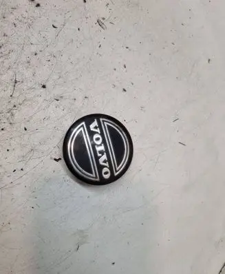 Volvo V70 Original wheel cap 30666913 D38MA VLB0011