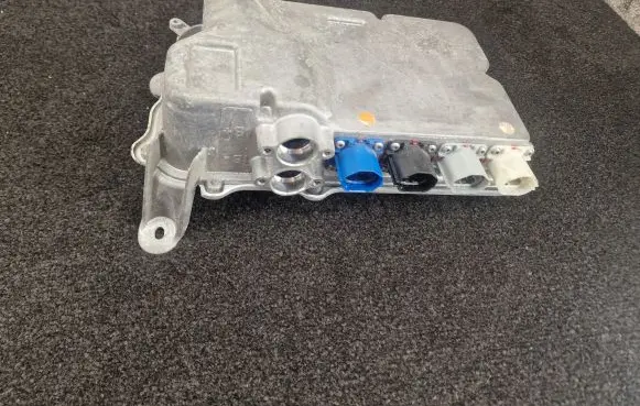 Tesla Model S Current control relay 105989100D