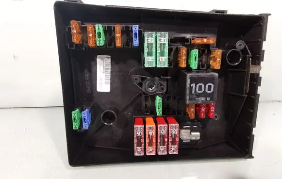 Skoda Octavia Mk2 (1Z) Fuse module 1K0937125A