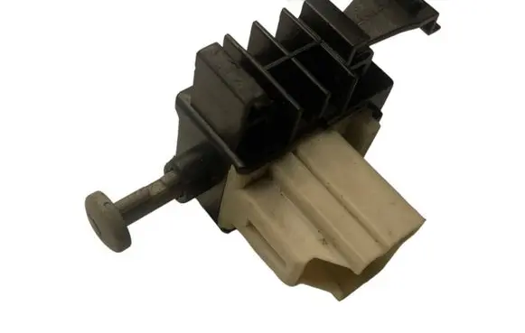 Ford Mondeo Mk III Brake pedal sensor switch 3M5T11A152AB