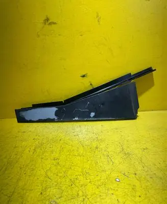 Chevrolet Orlando (B) pillar trim (top) 