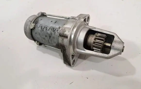 Mercedes-Benz GLA W156 Starter motor A6459060800