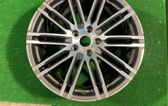 Porsche Cayenne (92A) R21 alloy rim 7P5601025AE