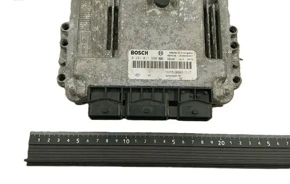 Nissan Primastar Engine control unit/module 0281011890
