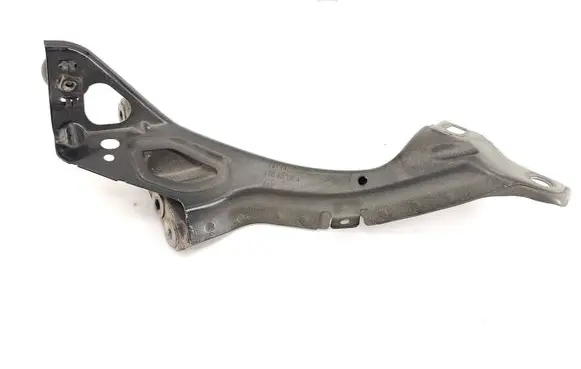 Audi A6 Allroad C7 Fender mounting bracket 4G0821136A 4G0805816