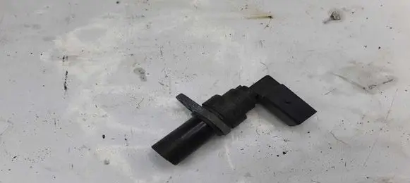 BMW 5 E39 Crankshaft position sensor 25910010