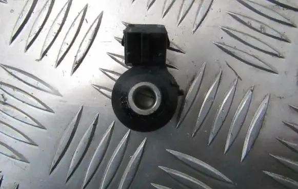 Detonation knock sensor