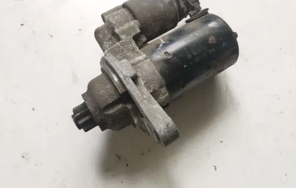 Skoda Octavia Mk2 (1Z) Starter motor 0001121408
