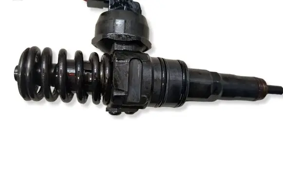 Volkswagen Caddy Fuel injector 0414720313