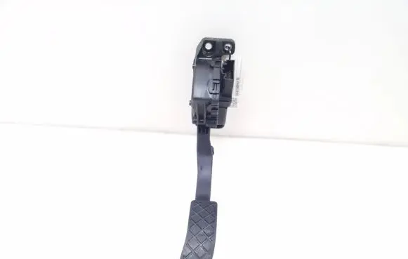 Audi A6 S6 C6 4F Accelerator throttle pedal 4F1723523B