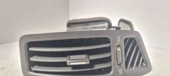 KIA Ceed Dash center air vent grill 974901h000
