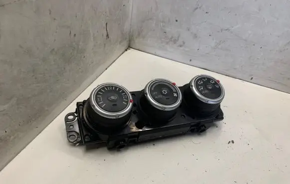 Mitsubishi Outlander Climate control unit 7820A115XA