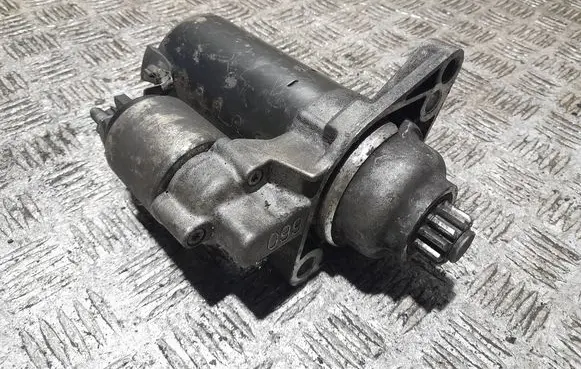 Volkswagen Golf VI Starter motor 026304