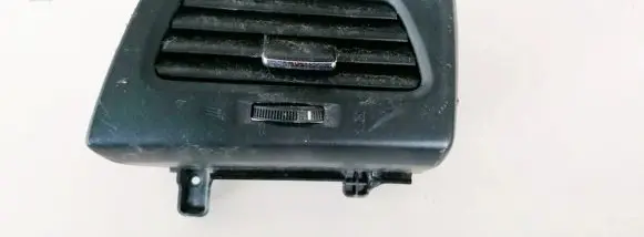 Honda CR-V Dashboard side air vent grill/cover trim e8275131500 e827-5131-500