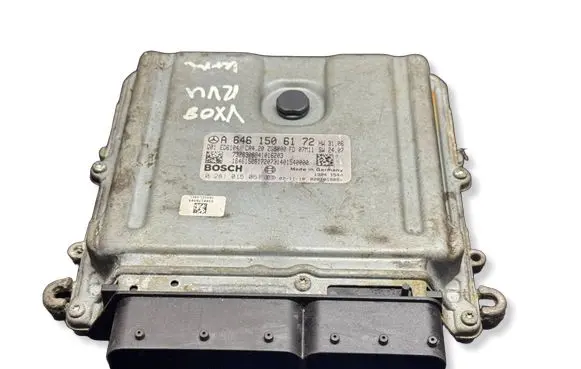 Mercedes-Benz Sprinter W906 Engine control unit/module A6461506172 0281015051