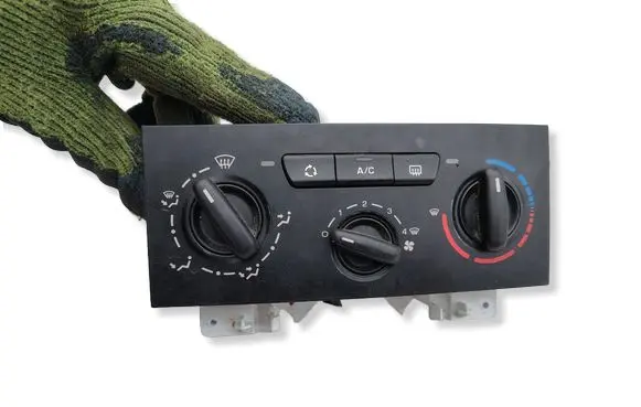 Peugeot Expert Climate control unit 1400153380