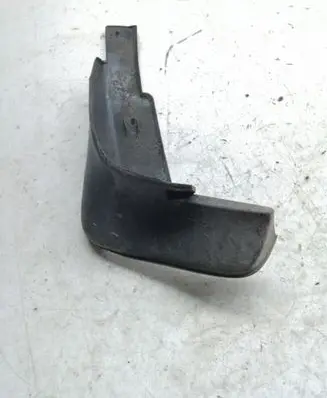 Toyota Corolla Verso AR10 Front mudguard 
