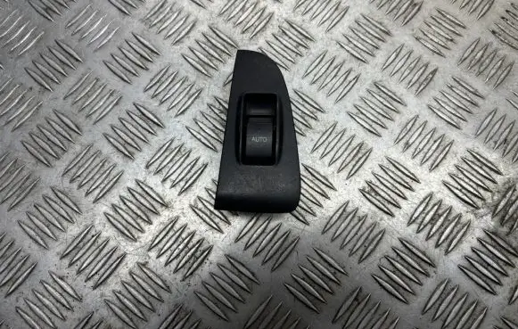 Toyota RAV 4 (XA30) Electric window control switch 7427205020