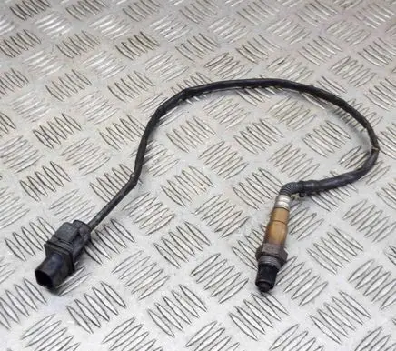 Volkswagen Scirocco Lambda probe sensor 0281004085 0281004086