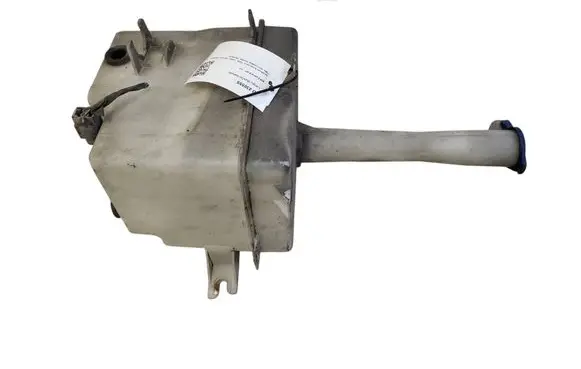 KIA Carens II Windshield washer fluid reservoir/tank 986101D000 986101D100