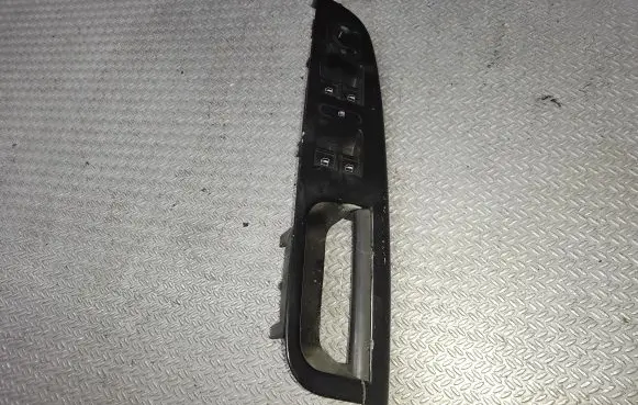Volkswagen Golf V Electric window control switch 1K4868049A